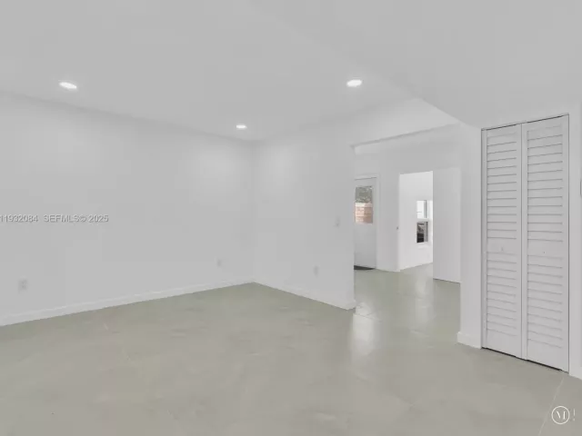 2-bedroom home for rent in Delray Beach - 107 Central Ave - MondialRealty