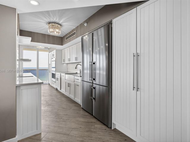 Apartment for rent  Unit #808 - photo 6925259