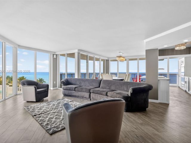 Apartment for rent  Unit #808 - photo 6925264