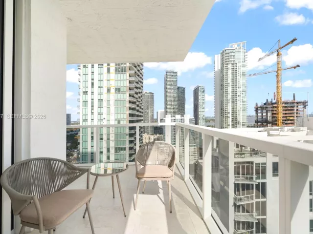 Apartment for rent  Unit #2401 - photo 7271096