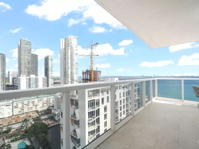 Apartment for rent  Unit #2401 - photo 7271097