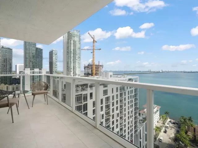 Apartment for rent  Unit #2401 - photo 7271098