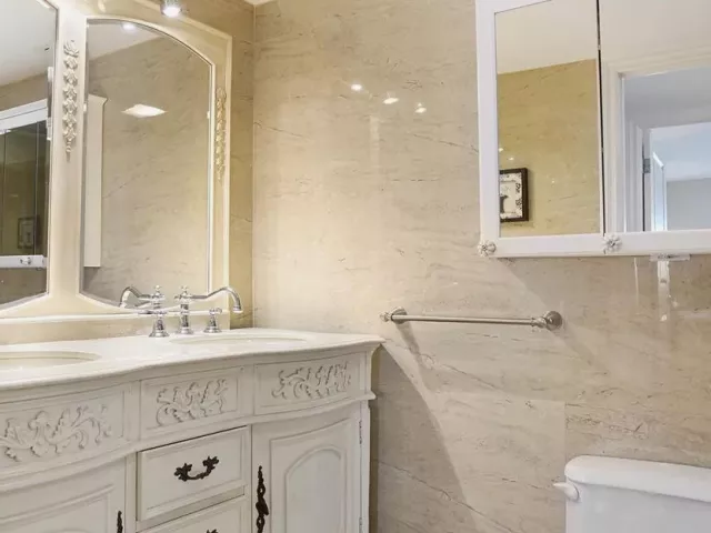 3-bedroom condo for sale in Fort Lauderdale - 3410 Galt Ocean Drive 802 N - MondialRealty