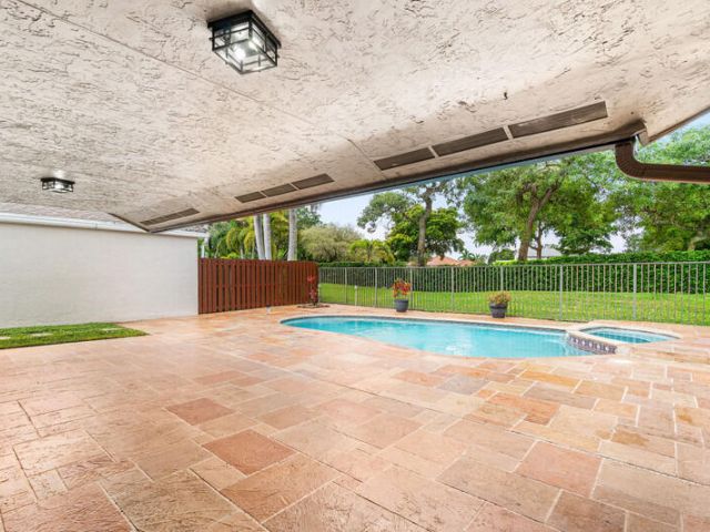 Home for rent at 21011 Windemere Lane - photo 6918728