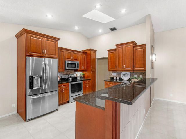 Home for rent at 21011 Windemere Lane - photo 6918741