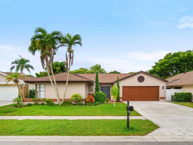 Home for rent at 21011 Windemere Lane - photo 6918745