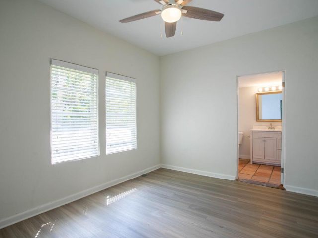 Home for rent at 1716 Mercer Avenue - photo 6911780