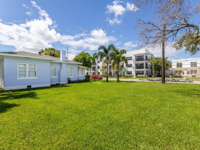 Home for rent at 1716 Mercer Avenue - photo 6911793