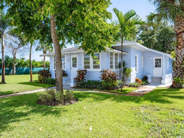 Home for rent at 1716 Mercer Avenue - photo 6911795