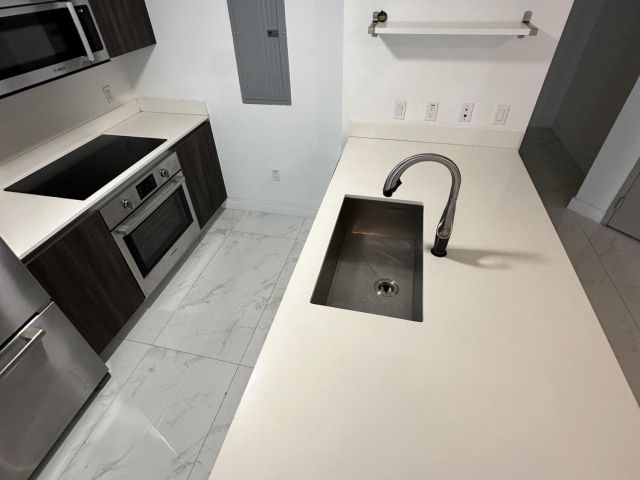 Apartment for rent  Unit #211 - photo 6913429