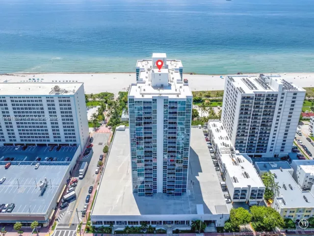 2-bedroom condo for sale in Miami Beach -  - MondialRealty