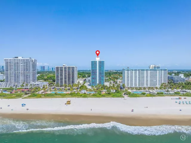 2-bedroom condo for sale in Miami Beach -  - MondialRealty