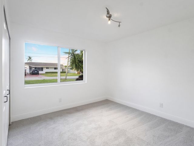 Home for sale at 2940 NE 18th Street - photo 6913419