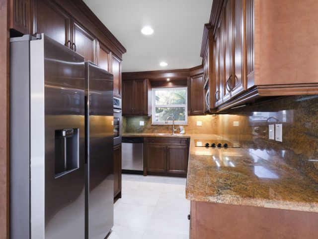 Home for sale at 2940 NE 18th Street - photo 6913422