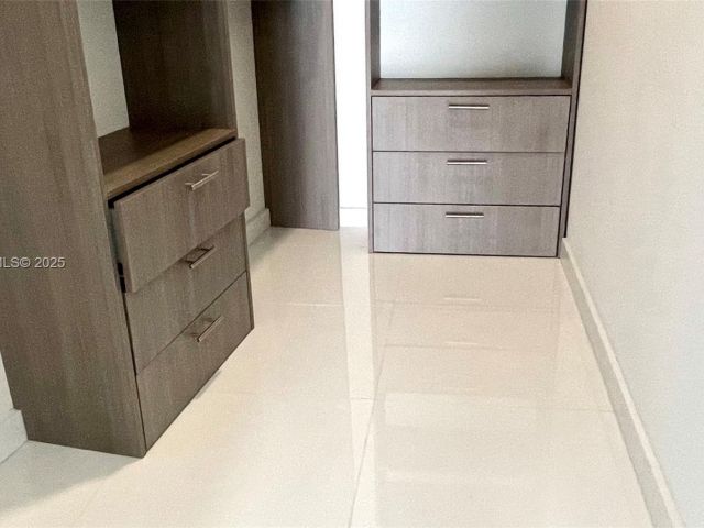 Apartment for sale  Unit #412 - photo 6912743