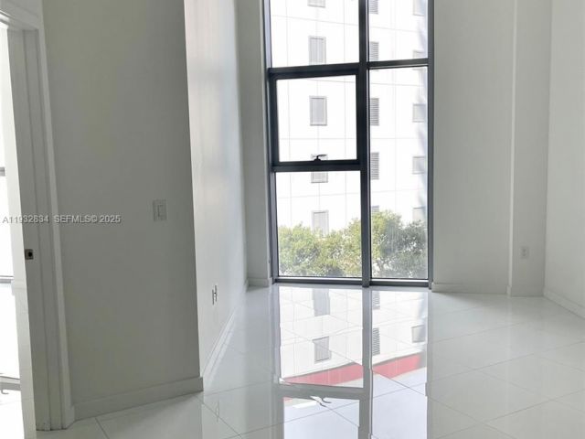 Apartment for sale  Unit #412 - photo 6912749