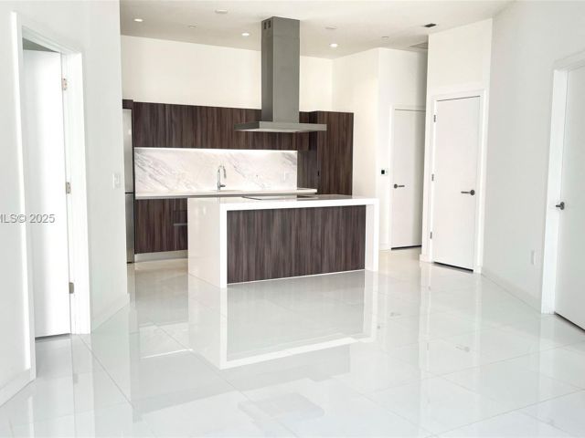 Apartment for sale  Unit #412 - photo 6912753