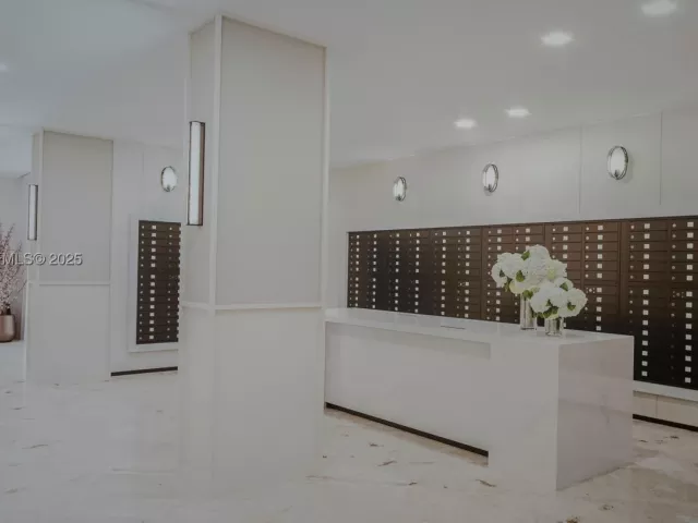 3-bedroom condo for sale in Sunny Isles Beach - 19380 Collins Ave 1003 - MondialRealty