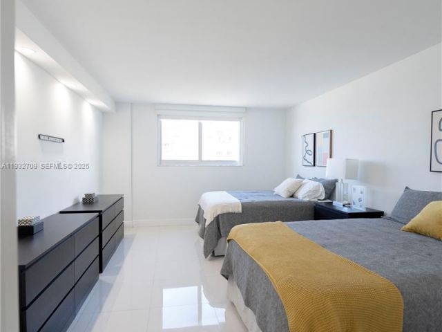 Apartment for sale  Unit #1003 - photo 6912990