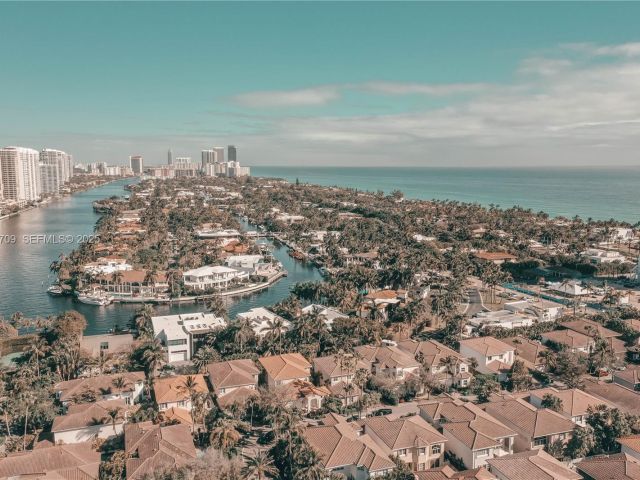 Apartment for sale  Unit #1003 - photo 6913006