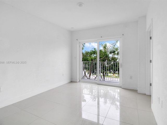 4-bedroom home for rent in Homestead - 14482 SW 259th St 0 - MondialRealty