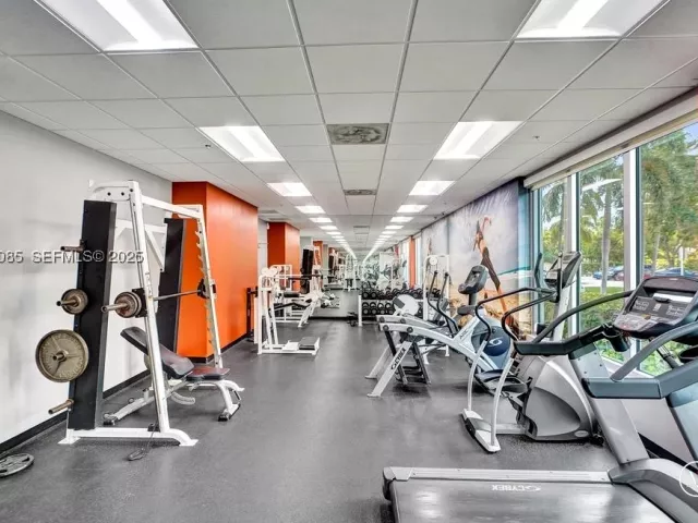 2-bedroom condo for sale in Sunny Isles Beach - 19380 Collins Ave 1104 - MondialRealty