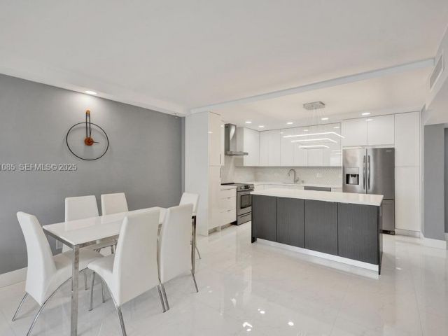 Apartment for sale  Unit #1104 - photo 6916857