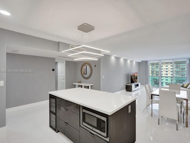 Apartment for sale  Unit #1104 - photo 6916861