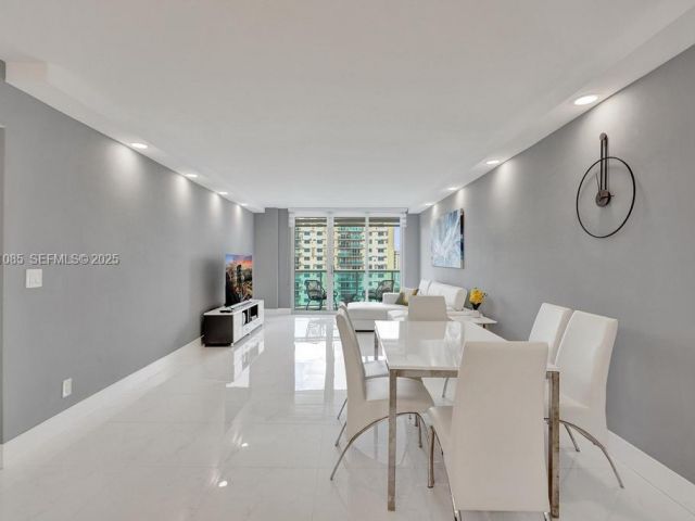 Apartment for sale  Unit #1104 - photo 6916863