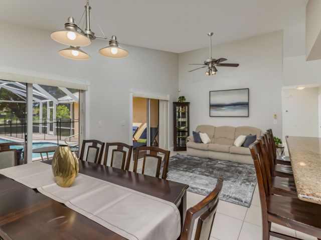 Home for rent at 7572 Silver Woods Court - photo 6913265