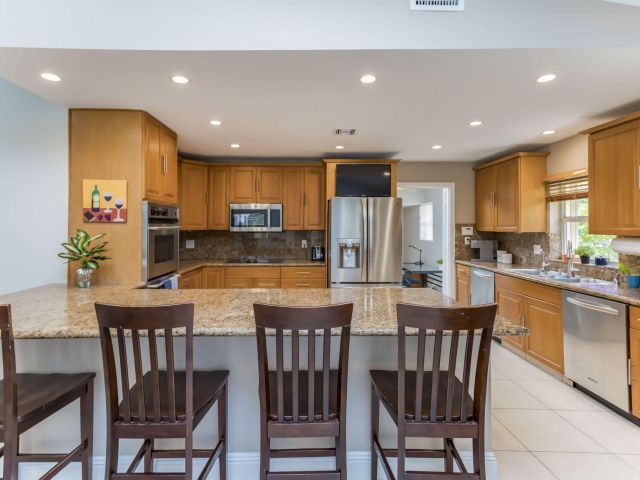 Home for rent at 7572 Silver Woods Court - photo 6913268