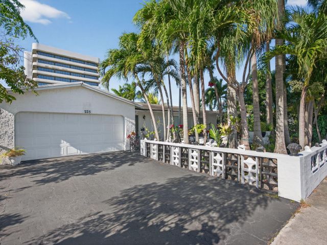 Home for sale at 225 S Sequoia Drive - photo 6916945