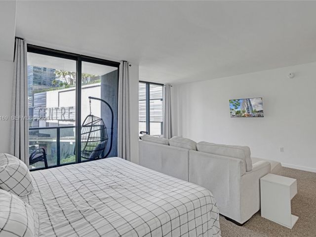 condo for sale in Miami - 31 SE 6th St 805 - MondialRealty