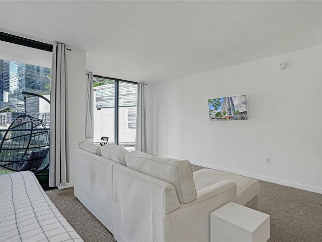 condo for sale in Miami - 31 SE 6th St 805 - MondialRealty