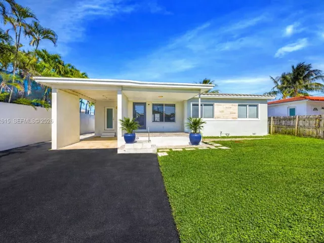 4-bedroom home for sale in Miami - 3551 NW 20th St - MondialRealty