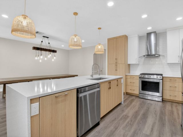 Home for rent at 667 NE Trieste Lane - photo 6915015