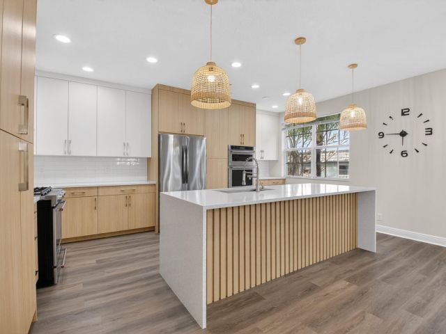 Home for rent at 667 NE Trieste Lane - photo 6915018