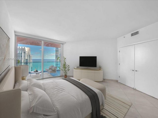 Apartment for sale  Unit #3402 - photo 6916515