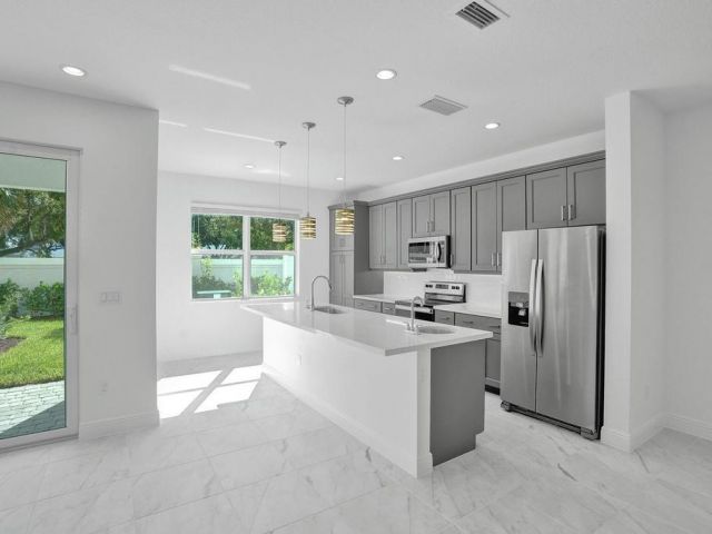 Home for rent at 612 Parsons Way - photo 6914955