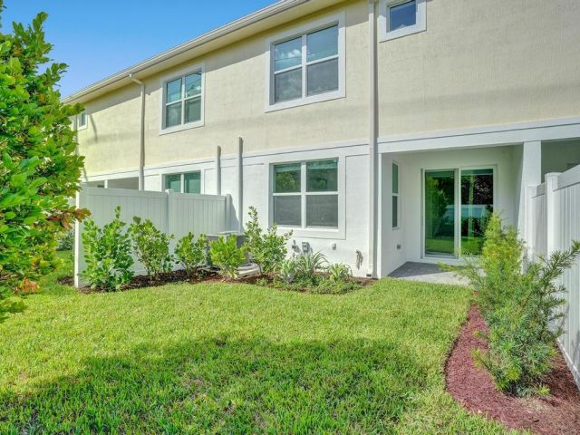 Home for rent at 612 Parsons Way - photo 6914958