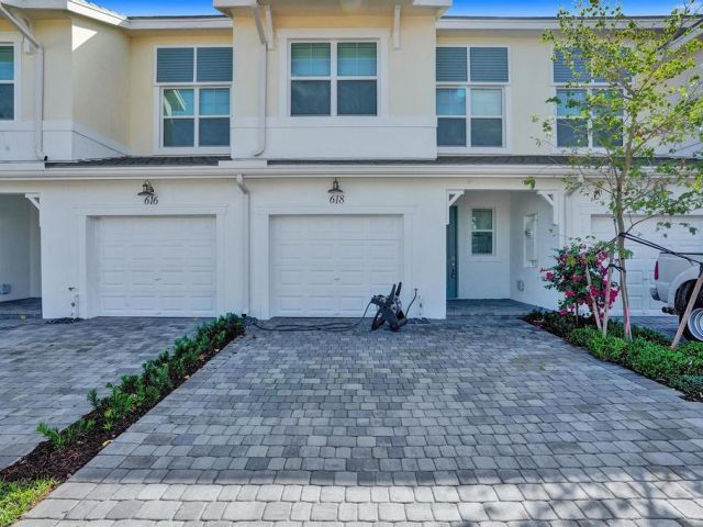 Home for rent at 612 Parsons Way - photo 6914959