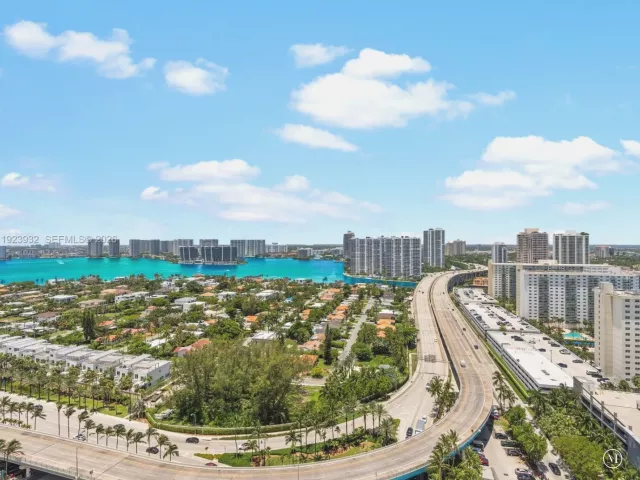 3-bedroom condo for sale in Sunny Isles Beach - 19111 Collins Ave 2503 - MondialRealty