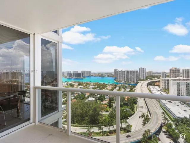 3-bedroom condo for sale in Sunny Isles Beach - 19111 Collins Ave 2503 - MondialRealty