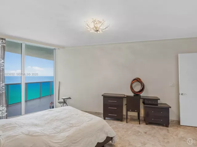 3-bedroom condo for sale in Sunny Isles Beach - 19111 Collins Ave 2503 - MondialRealty