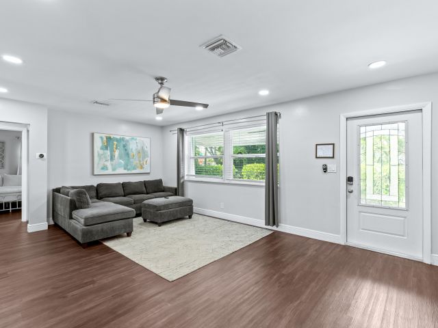 Home for rent at 1800 NE 28th Avenue - photo 6915460