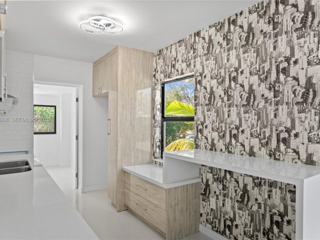 Home for rent at 1640 NE 183 ST - photo 7445343