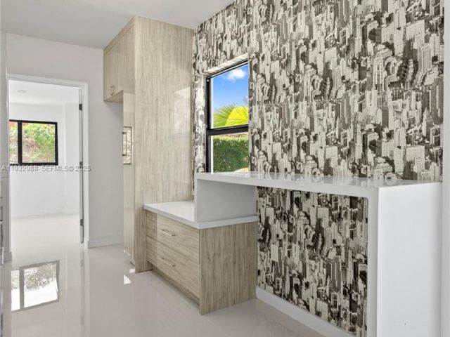 Home for rent at 1640 NE 183 ST - photo 7445344