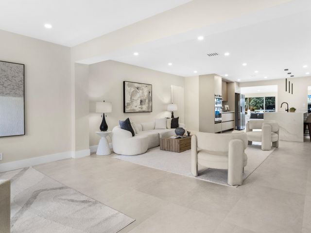 Home for sale at 965 SE 10th Court - photo 6921055