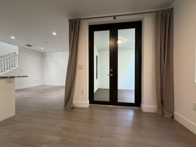 Home for rent at 329 Bella Sol Way - photo 6916359