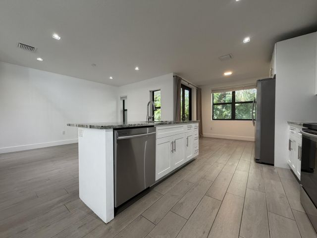 Home for rent at 329 Bella Sol Way - photo 6916362